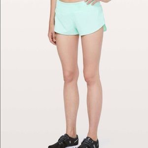 Lululemon Speed Up Short 4” **RARE**